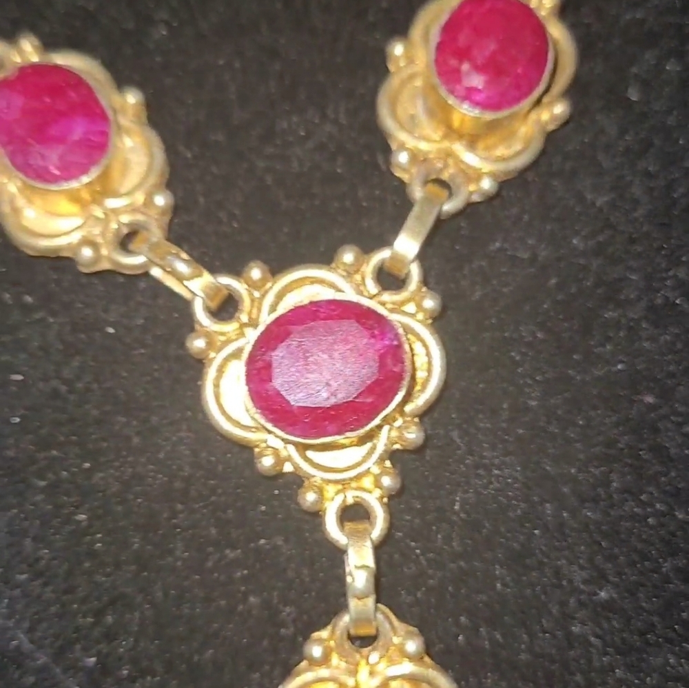 VICTORIAN GENUINE RUBY  IN BRASS/ GOLDTONE CHAIN NECKLACE - Picture 9 of 9